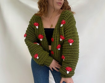 VINTAGE Kelly Green Cardigan M Fuzzy Angora Blend