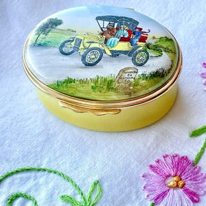 Bilston & Battersea/Halcyon Days Enamel Trinket Box James C Leake Collection 1904 REO Runabout Auto 2"