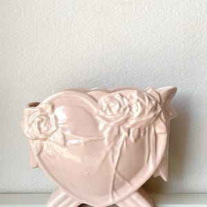 Vintage 1940s Nelson McCoy Pink Heart Vase/Planter w/Roses & Bow MCM Pottery Romance