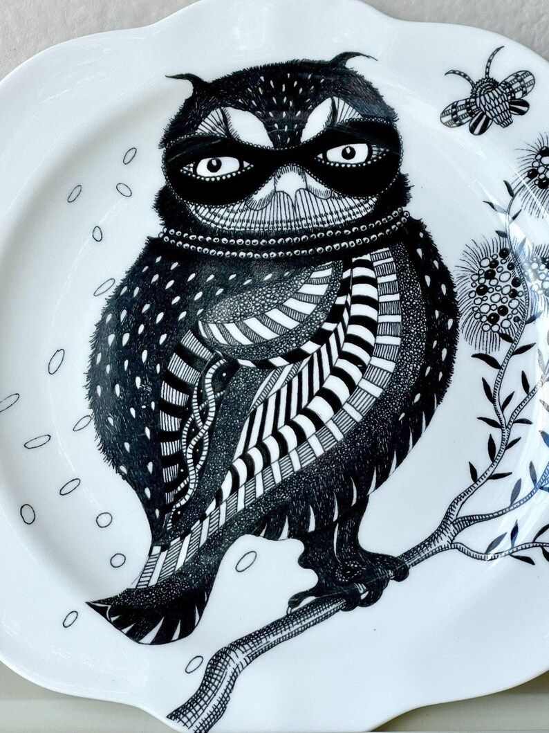 Anthropologie Set of 4 Florence Balducci "Wild Masquerade" Owl Canape/Dessert Plates Black & White image 2