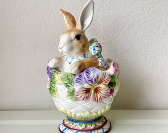 Fitz and Floyd Classics Halcyon Sugar Bowl with Lid Bunny Rabbit Spring/Easter Embossed Pastel Floral Design 7 1/8"