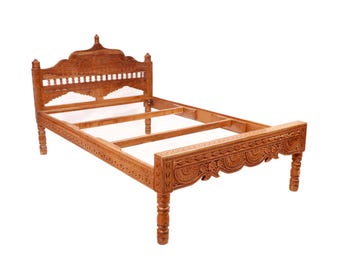 Folk carved Traditional bed.Hand carved giltwood bed Louis XV, Traditional Southern Classical Teak Bed, handmade King bed Folding bed