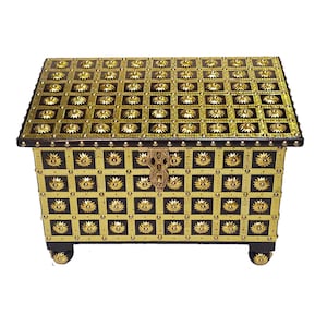 Hand Carved Wooden Brass Decorative  chest box, medium size beautiful house warming gift, handmade wooden treasure chest Storage trunk