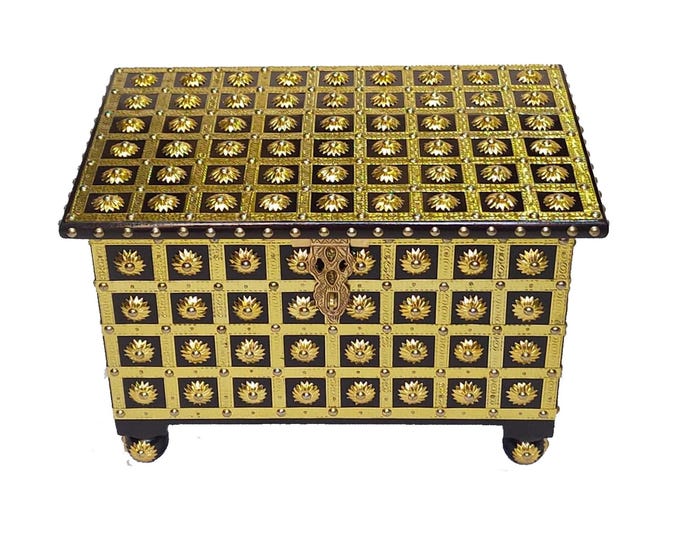 Hand Carved Wooden Brass Decorative  chest box, medium size beautiful house warming gift, handmade wooden treasure chest Storage trunk