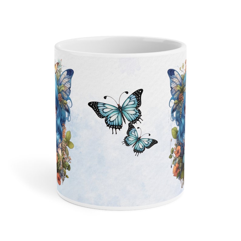 Blauwe Fee Koffiekopje 15/20 oz. Geweldige mooie blauwe Fairycore-fee in prachtige Flowercore-kleuren afbeelding 2