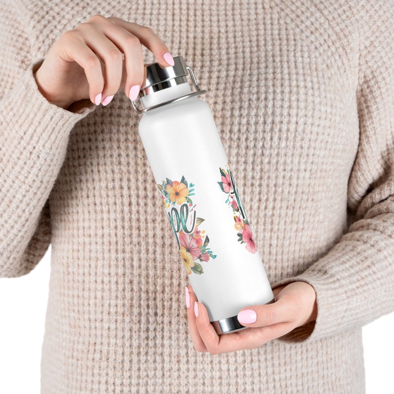Hope and Flowers Copper Vacuum Insulated Bottle, 22oz. This is the perfect gift for your Christian friend, wife, daughter or teacher image 6