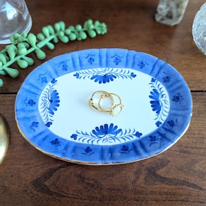Vintage Blue and White Porcelain Trinket Dish with Gold Trim | Floral Chinoiserie
