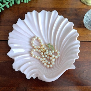 Vintage Pink Ceramic Shell Trinket Dish/Catch-all