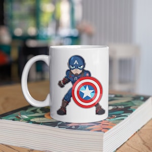 Marvel / Capitan America dei cartoni animati / Tazza bianca lucida da 11 once / Regalo perfetto per i fan di Marvel e Steve Rogers