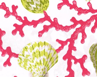P Kaufmann Fabric Coral Seashells White Indoor/Outdoor Poly Drapery Upholstery