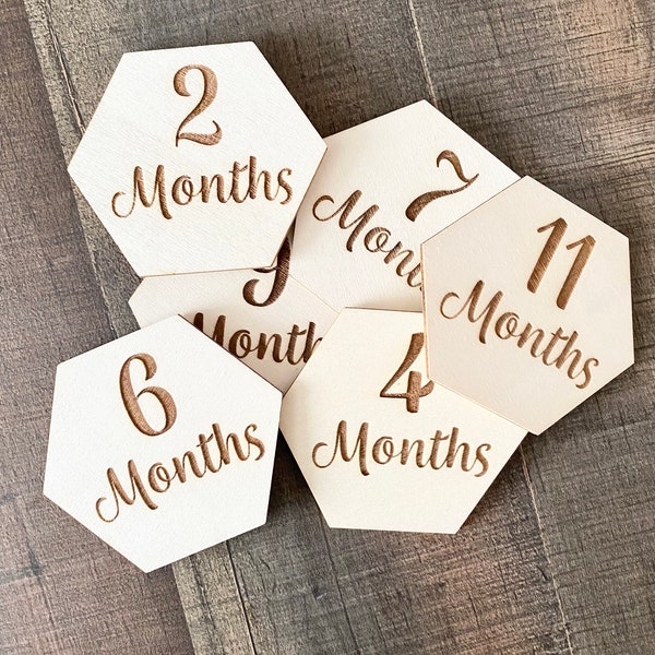 Monthly Photo Prop for Newborn Photography Keepsake Wooden Baby Milestone Disc Hexagon Milestone Prop Baby Book Photos Newborn Gift Basket