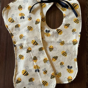 Little Bee’s bib and burp cloth set made with soft flannel and backed with Terry cloth, super absorbent