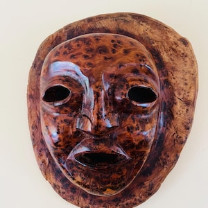 Maschera spirituale in legno di cedro marocchino