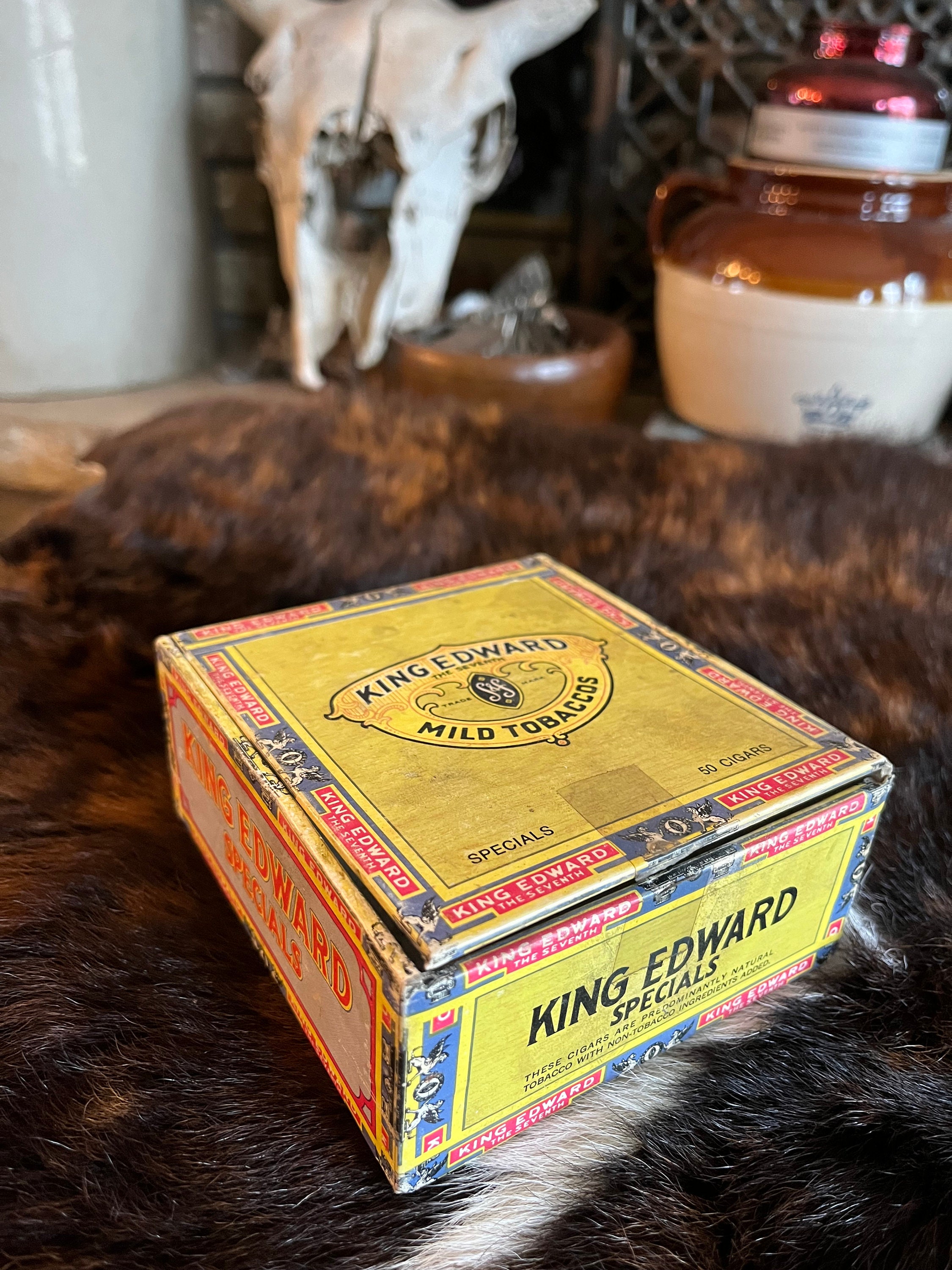 King Edwards Specials Cigar Box
