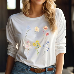 Wildflower shirt Long Sleeve Vintage Wild flower tshirt Aesthetic flower shirt Pressed flower shirt Botanical shirt gift Cottage Core shirt