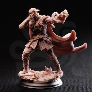 Half-Elf Psionic Initiate - Varys Farseeker 32mm Resin Miniature D&D 3D Print DND Mage