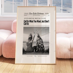 Trendy Newspaper Print, It Girl Dorm Retro Art, Trendy Girly Wall Art, Vintage Bar Cart Printable, New York News