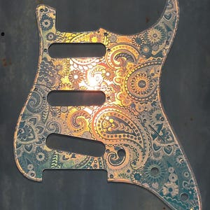 Paisley Stratocaster Pickguard & Tremolo Set: Iridescent Rainbow Acrylic Mirror, HSH/HSS/SSS Cut