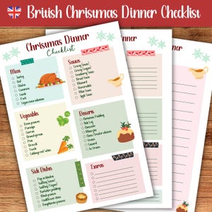 Pode incluir: Três folhas com uma lista de verificação do jantar de Natal britânico. A folha superior diz "British Christmas Dinner Checklist" e "Christmas Dinner Checklist". A lista de verificação inclui seções para carne, vegetais, molhos, sobremesas, acompanhamentos e extras.