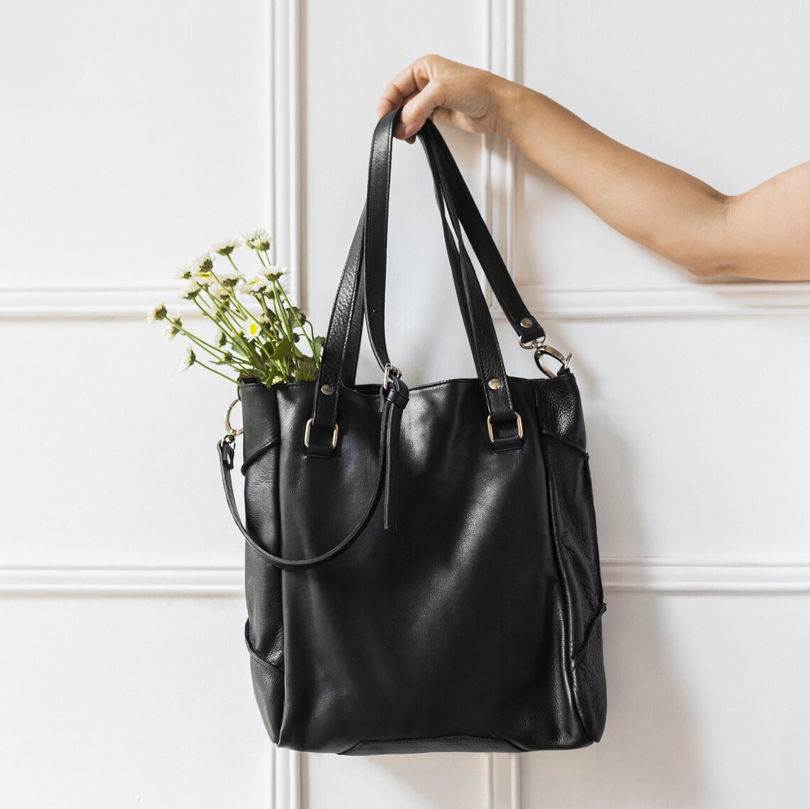 Women leather handbags main image 1