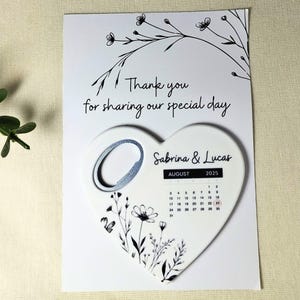 50 peças abridor de garrafas magnético para casamento / abridor personalizado em formato de coração para convidados / lembrança personalizada com cartão / pedidos em grandes quantidades acessíveis