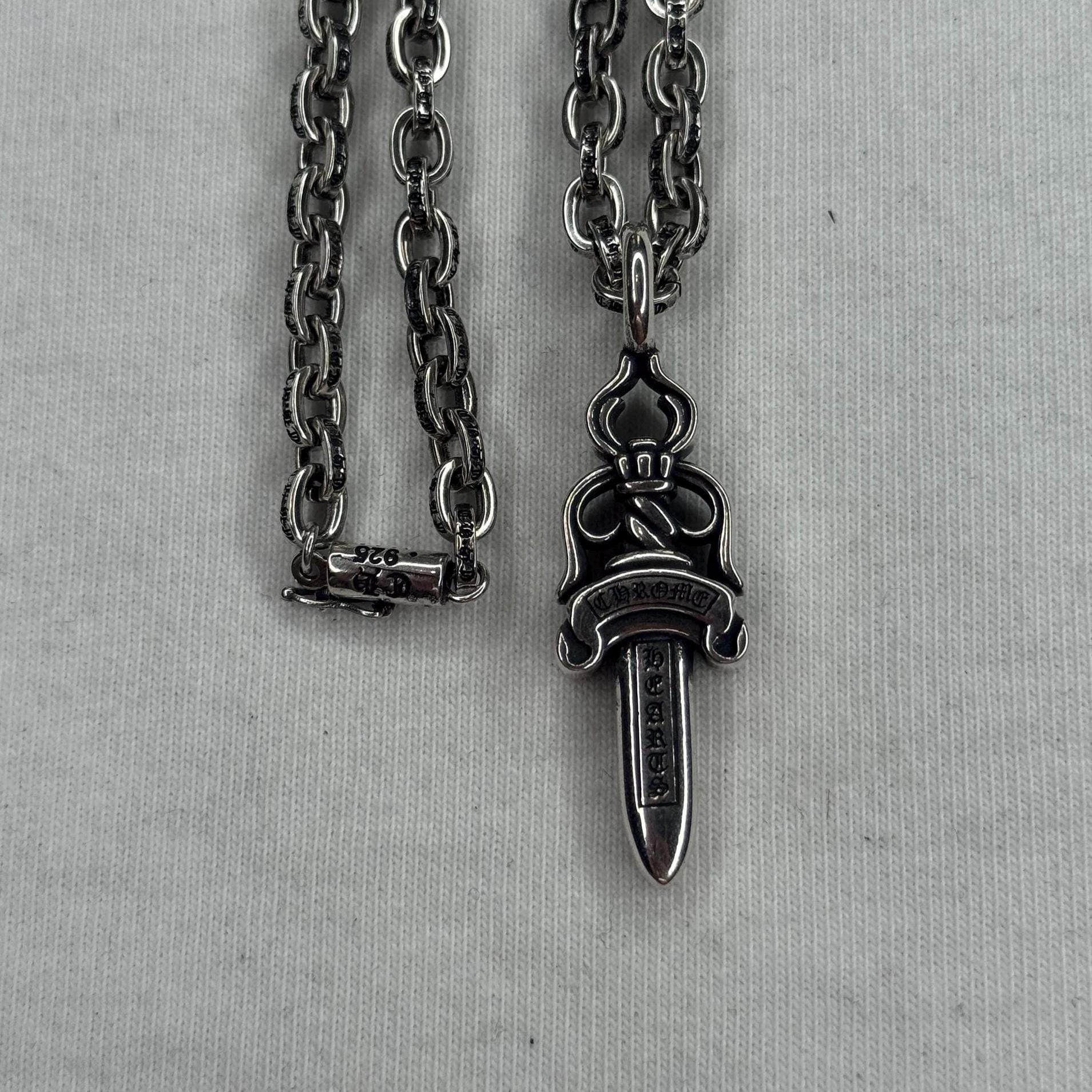 mt【良品】Chrome Hearts dagger pendant CHROME HEARTS Dagger Necklace 44cm Silver925 Pendant Used