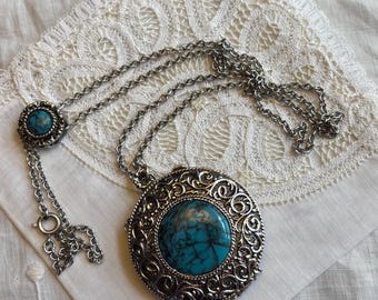 Max Factor Compact on a Chain