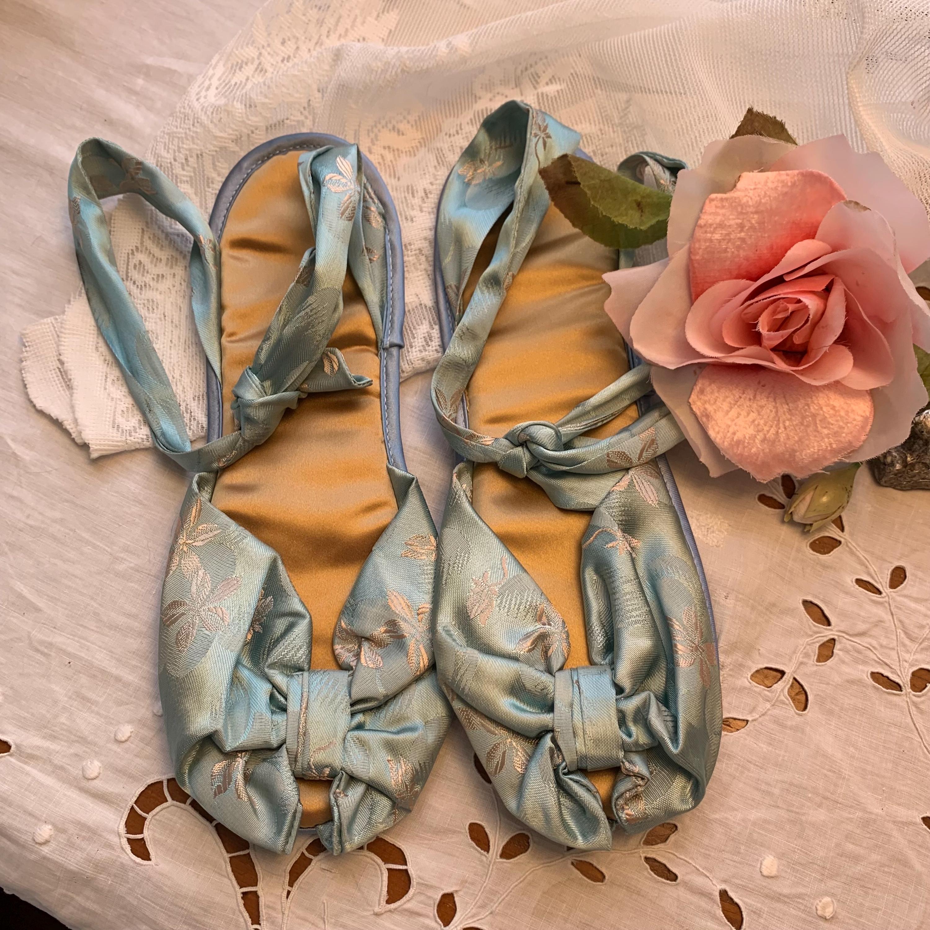 Vintage Bedroom Slippers 1940s - Etsy