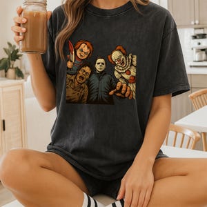 Retro Horror Movie Shirt, 90s Halloween Tee, Scary Movie Characters, Funny Halloween Shirt, Halloween Horror Nights 2025, Halloween Gift