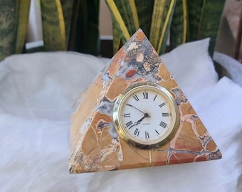 Chrystals Pyramid Maligano Jasper Stones, pyramid clock