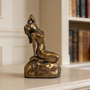 Vintage Elegant Female Art Statue, Handmade Goddess Figurine, Minimalist Naked Women Classic art sculpture Abstract Desktop Ornament, Gift