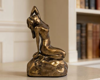 Vintage Elegant Female Art Statue, Handmade Goddess Figurine, Minimalist Naked Women Classic art sculpture Abstract Desktop Ornament, Gift