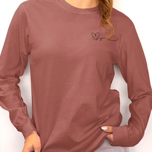 Heartbeat Long Sleeve T-Shirt, Unisex T-Shirt, Custom Made Tee, Minimalistic Shirt, Casual Top, Comfortable Long Sleeve, Heart Beat Design
