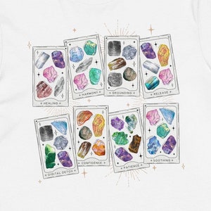 Salute mentale positiva T-shirt autunnale unisex in cotone biologico, vibrazioni boho cristallo stregato carta dei tarocchi cristallo accademia oscura guarigione consapevolezza