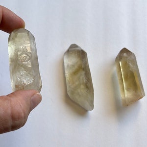 Lemuriano Natural Fumê Transparente | Cristal autocurado