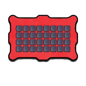 Könnte beinhalten: Ein rotes rechteckiges Objekt mit strukturierter Oberfläche und einem Raster aus 24 dunkelgrauen quadratischen Knöpfen. Das Objekt hat einen schwarzen Rand und eine leicht gebogene Form.