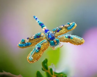 Geborduurde libelle pin Grote kralen libelle broche Handgemaakte insect sieraden Art o wear broche Bonus moeder cadeau Aansnijdt voor vrouwen