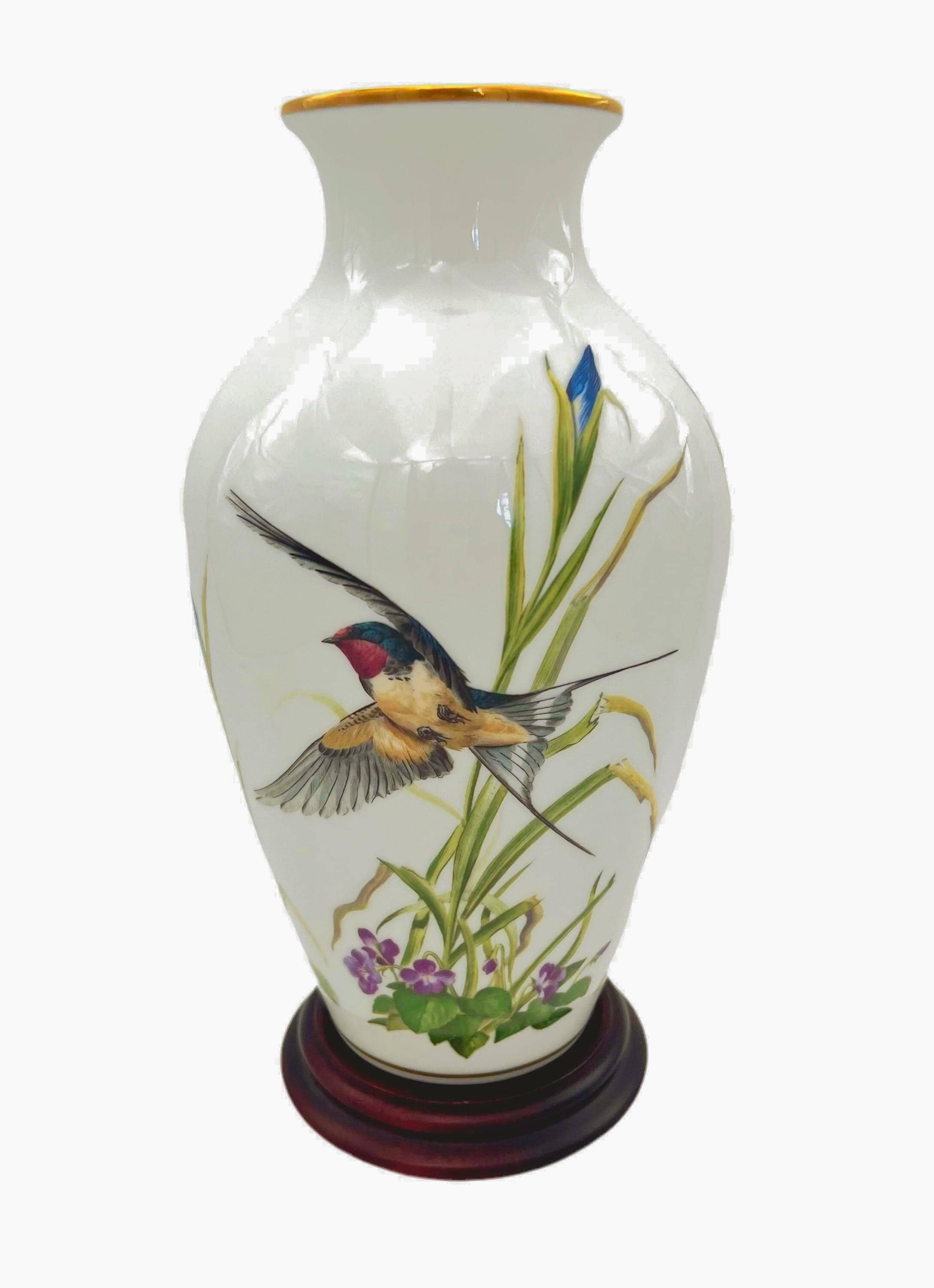 Meadowland Bird Vase - Etsy