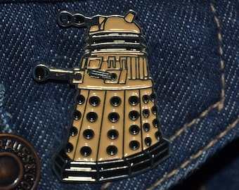 Dalek Pin *New Design* (dim 40 x 20 mm) DR WHO, Tardis, Police Box, Time Machine, Cyberman - Enamel Metal Lapel Pin Badge ts