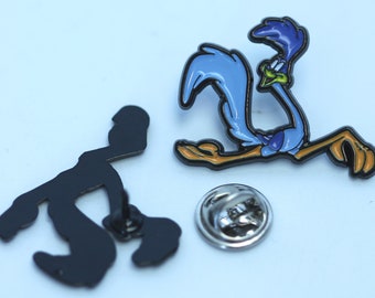 Road Runner Style Pin (max.dim 25 mm) - Roadrunner Enamel Metal Lapel Pin Badge mb Vintage Limited Stock