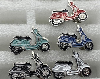 Modern Vespa GTS Scooter Pin (max.dim 30 mm) - vintage deadstock Enamel Metal Lapel Pin Badge MC