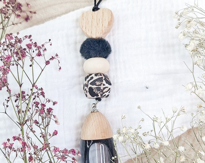 Diffuser pendant for fragrance oil, car diffuser, oil diffuser for home and car, room fragrance diffuser, aromatherapy with fragrance oil, leopard pattern, leopard