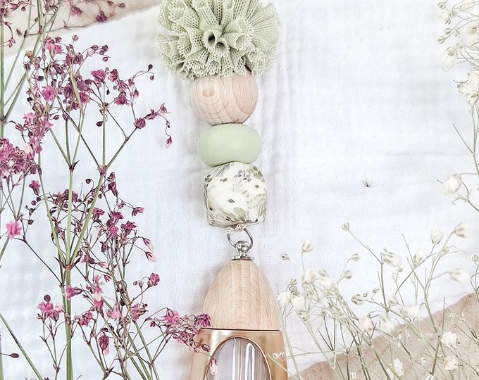 Diffuser pendant for fragrance oil, car diffuser, oil diffuser for home and car, room fragrance diffuser, aromatherapy with fragrance oil