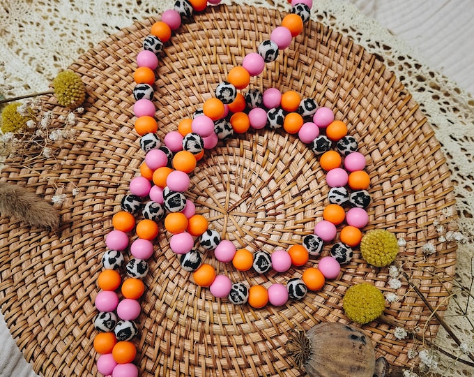 Mobile phone chain made of silicone beads in pink orange leopard print with two hooks for all models, without case | Leopard print