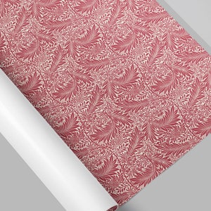 Papier cadeau pied d'alouette - William Morris Design - motif floral rouge complexe sur fond crème - emballage cadeau d'anniversaire - livré en rouleaux