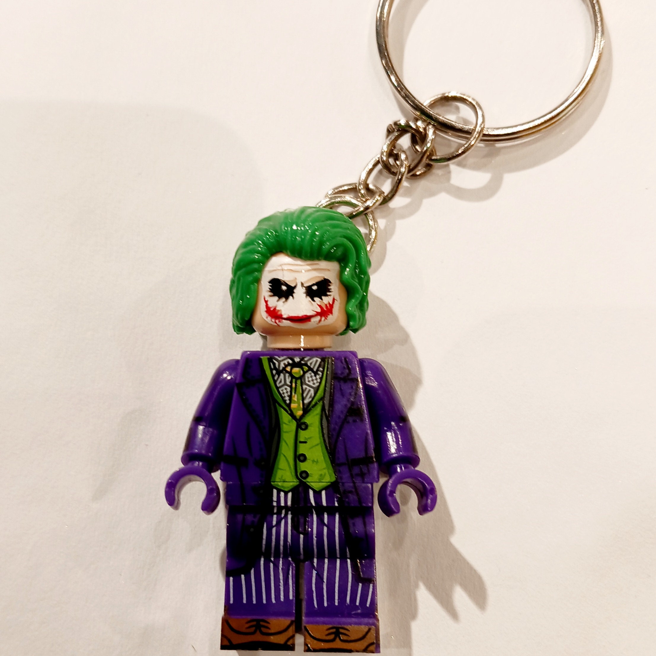 Anime dibujos animados Marvel Batman Joker imagen muñeca llavero Linda  serie de Halloween llavero colgante adornos joyería regalos para amigos