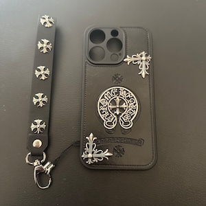 LV x Kaws Phone case+Keychain box set - Geek&Nerds Fashion