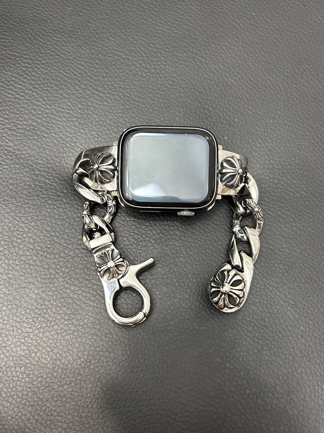 Chrome hearts apple 2025 watch band Chrome hearts apple 2025 watch band
