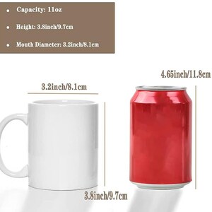 Puede incluir: Se muestra una taza de cer&aacute;mica blanca con asa y una lata roja. La taza mide 9,7 cm de alto y 8,1 cm de di&aacute;metro. La lata mide 11,8 cm de alto. La capacidad de la taza es de 11 oz.