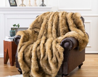 Luxury Soft Faux Fur Blanket / Faux Fur Couch Throw Blanket and Bedspread / Faux Fur Throw | Sofa Throw | Cozy Blanket